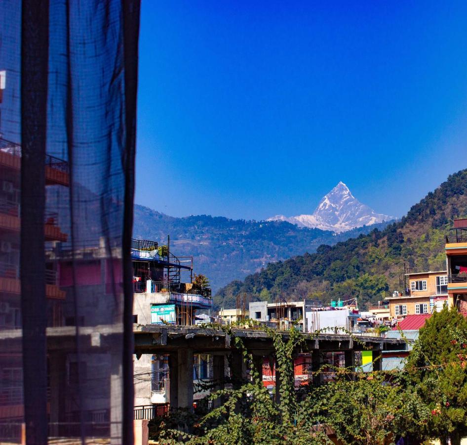 Hotel Silverline Pokhara Zewnętrze zdjęcie