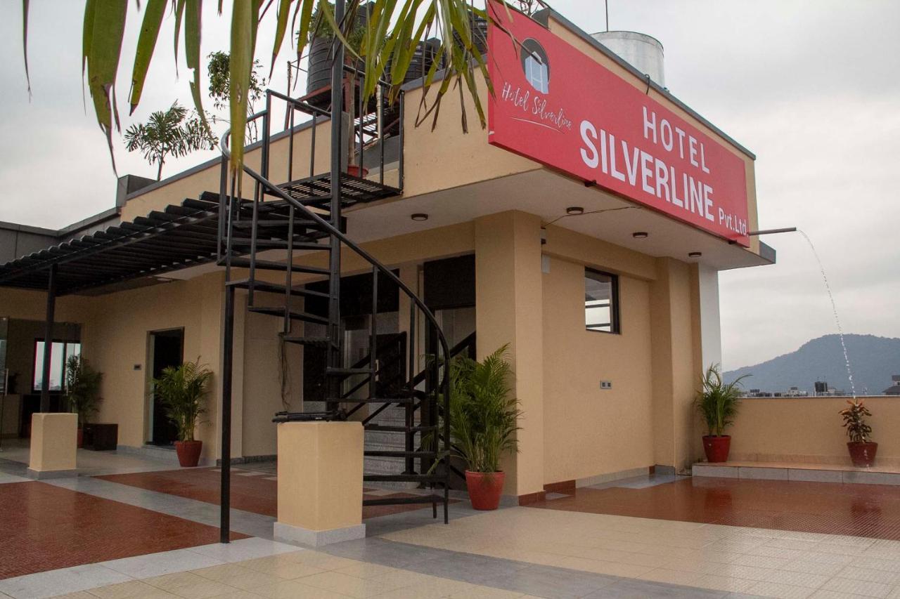 Hotel Silverline Pokhara Zewnętrze zdjęcie