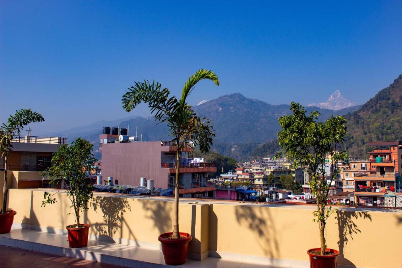 Hotel Silverline Pokhara Zewnętrze zdjęcie