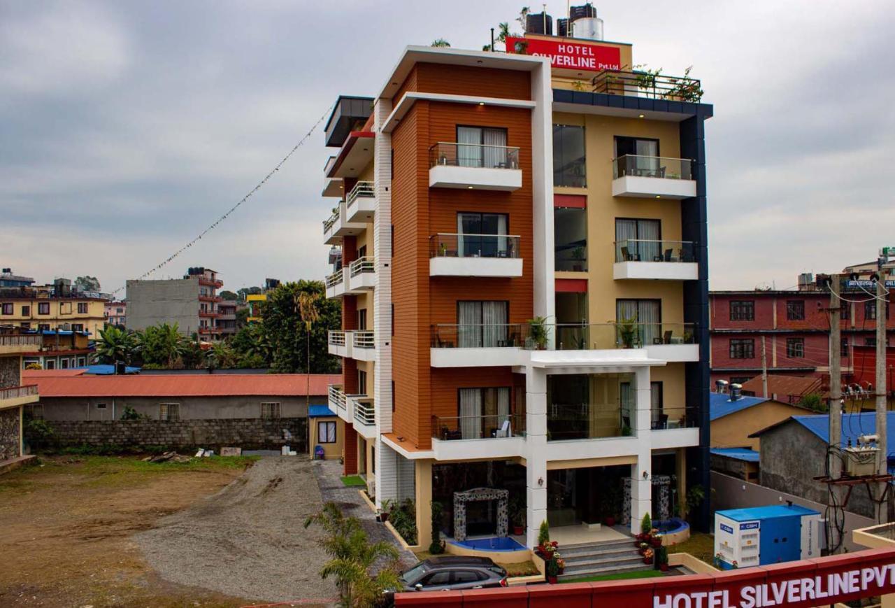 Hotel Silverline Pokhara Zewnętrze zdjęcie